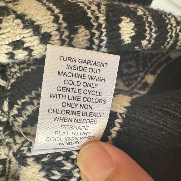 Rachael Zoe Women's Size SMALL Belted Cardigan Sweater Duster Aztec Design - Picture 5 of 6